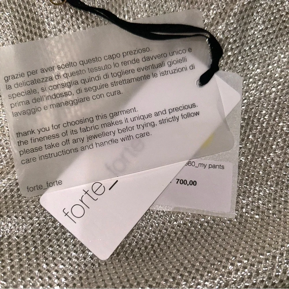 Chic Metallic Wide Leg Pants - Picture 11 of 16